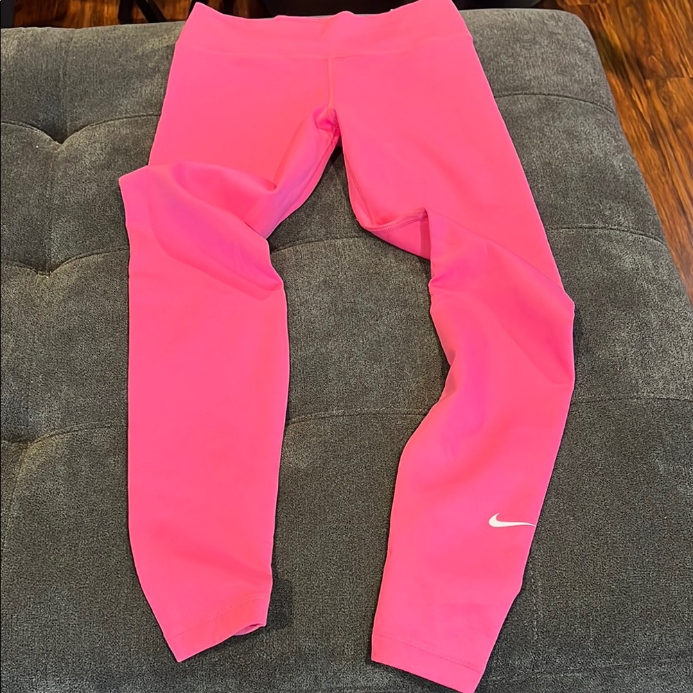 Nike Women’s Pink Leggings